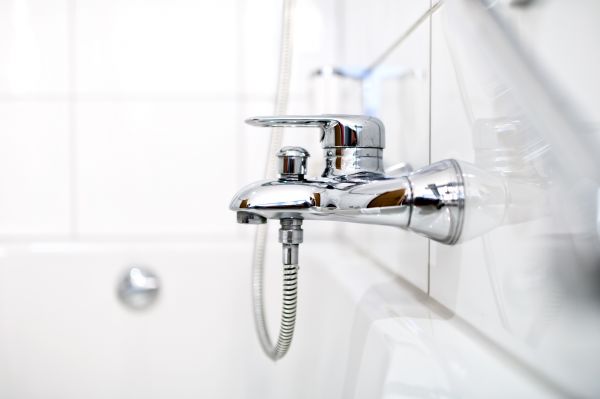Shower Faucet Repair in Costa Mesa