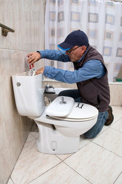 Broken Toilet Repair in Costa Mesa