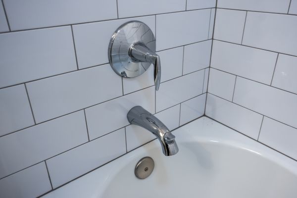 Tub Spout Replacement in Costa Mesa