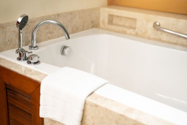 Tub Faucet Repair in Costa Mesa